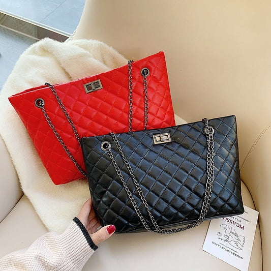 Lingge chain large capacity messenger handbag