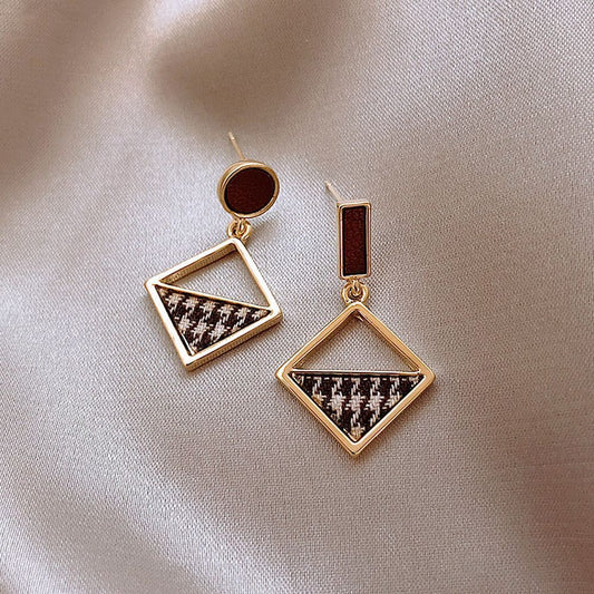 Silver Needle Fashion High-grade Diamond Enamel Earrings